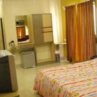 Woodland Regency Silvassa Exterior photo